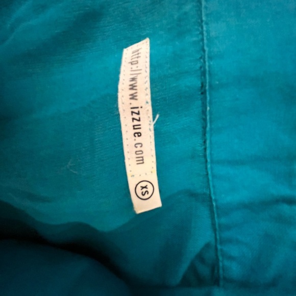 ~Izzue~ Teal Button-Up Shirt - Picture 6 of 7